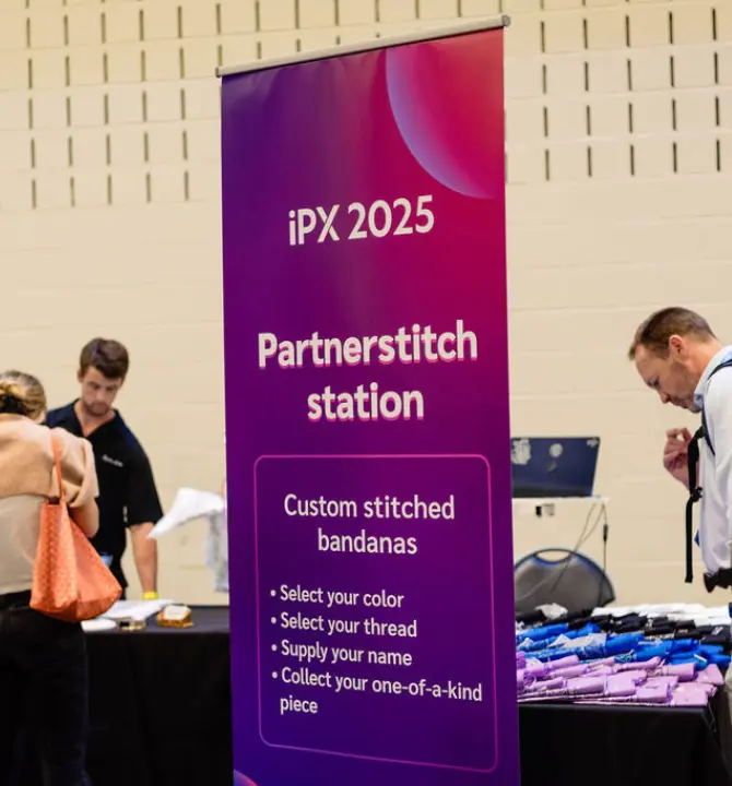 iPX2 -partnerstitch station